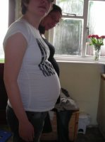 Mum's bump 004b.jpg