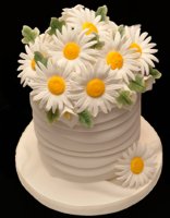 daisy-pillar-cake.jpg
