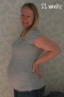 21 weeks clothed (400 x 600).jpg