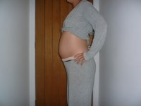 Bump 24 Weeks (Small).JPG