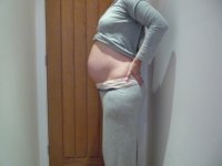 Bump 33 Weeks (Small).JPG