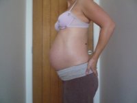 Bump 34 Weeks (Small).JPG