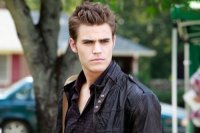 103535_paul-wesley-as-stefan-salvatore-in-the-vampire-diaries.jpg