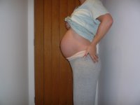 Bump 40 Weeks (Small).JPG