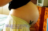 21st jan 2011 37+5weeks pregnant.jpg