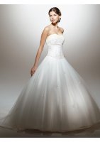 tulle-strapless-sweetheart-empire-bodice-with-ball-gown-and-chapel-train-wedding-dress-in-zipper.jpg