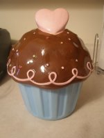 cupcake cookie jar.jpg