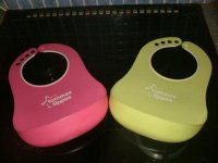 tommee tippee plastic crumb catcher bibs.jpg