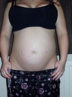 18 wks pregnant 003.jpg