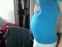 baby bump 20 weeks.jpg