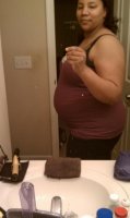 25 weeks 4 days side.jpg