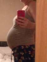 bump 22 weeks.jpg