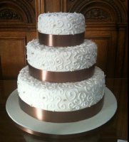 carlas wedding cake.JPG