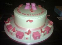 Katies Christening cake.jpg