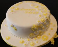 Daisy Cake 2.jpg