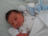 rowan newborn.jpg
