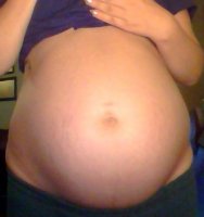 32 weeks 1.JPG