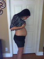 20 weeks no shirt.jpg