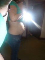 14.4.13 27 week bump pic (1).jpg