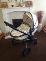 Pram Carrycot.jpg