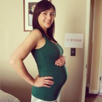 Bump-22weeks_instagram.jpg